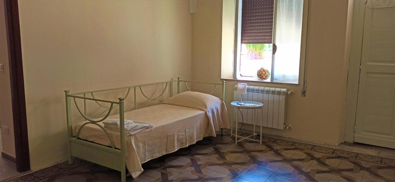 Aretta: Appartamento Nel Cuore Di อิทริ ภายนอก รูปภาพ
